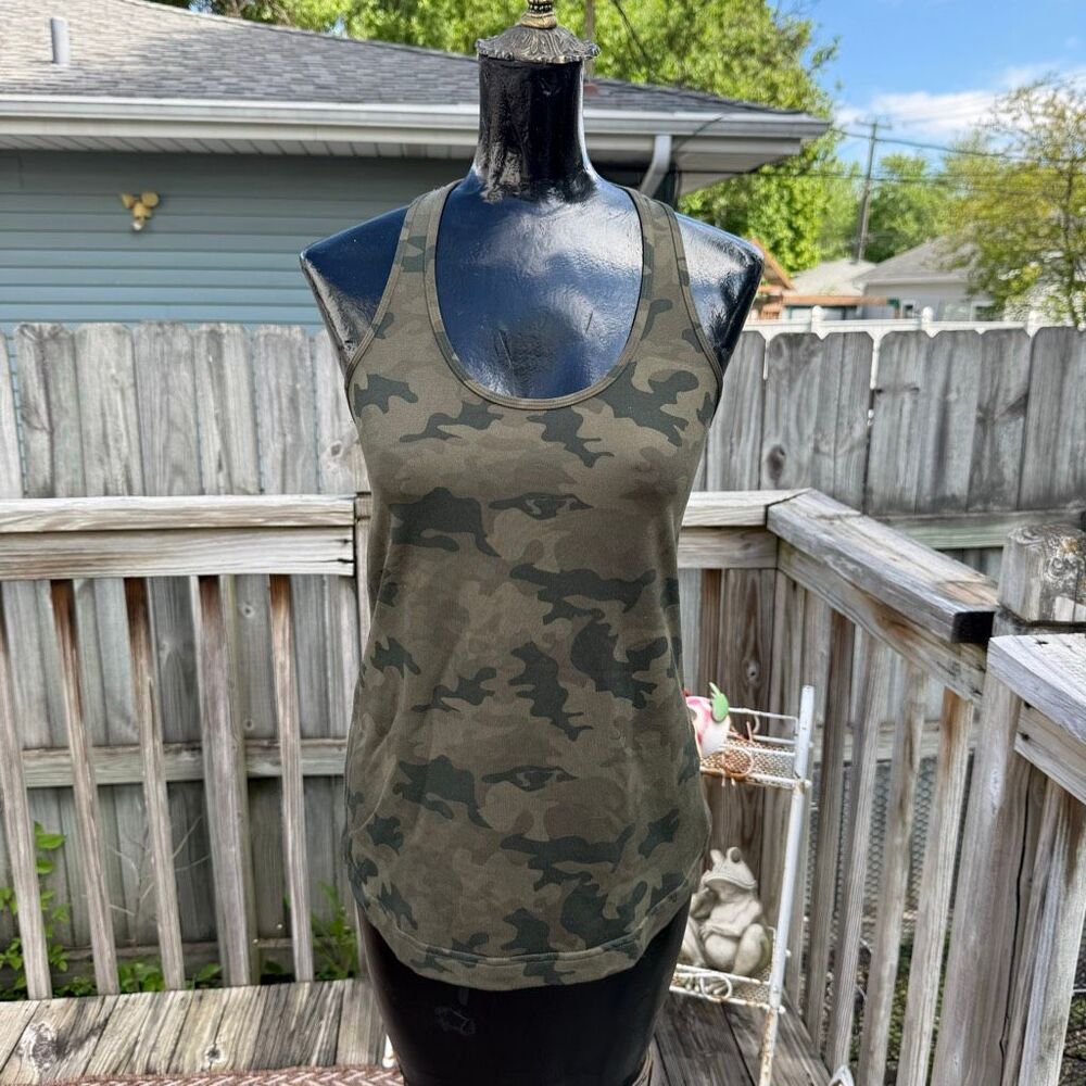 Lululemon Women’s Cool Racerback Tank Top Green Camouflage